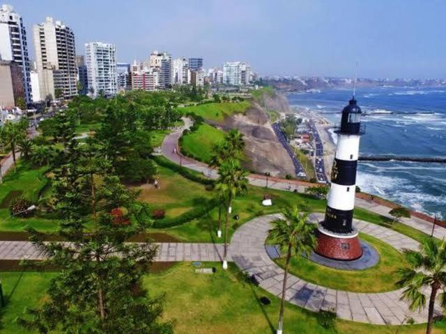Miraflores Separada Con Privacidad Dentro De Departamento Compartido Séjour chez l'habitant *